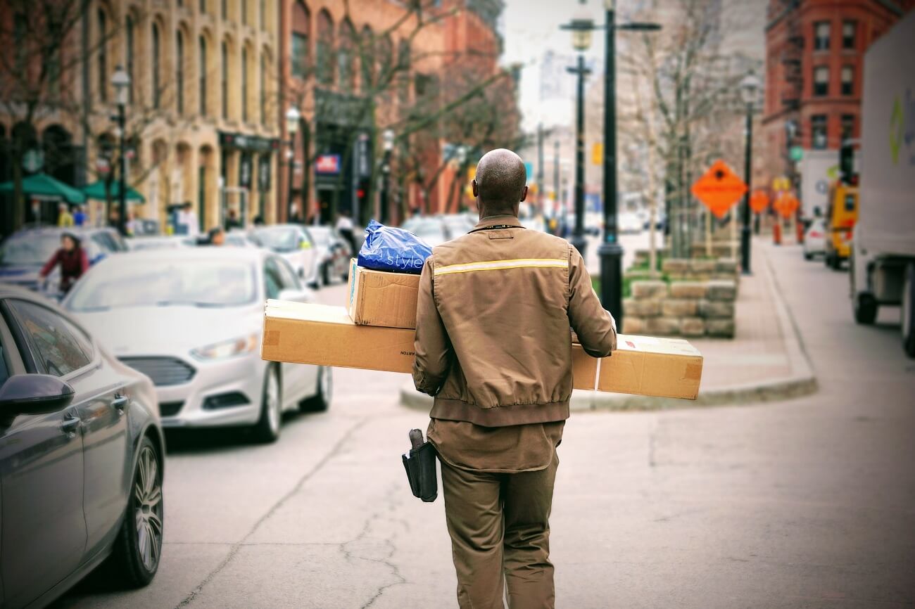 What’s Right for My Business: Dropshipping, 3rd Party Logistics or Self-fulfilment?